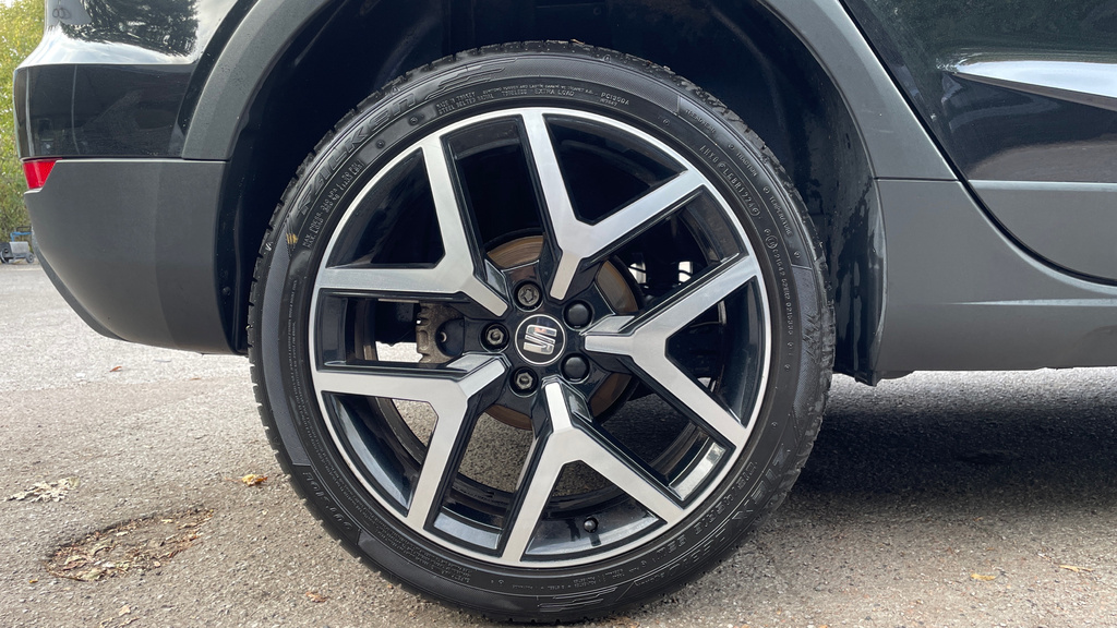Seat Arona Tsi Se Technology Black #19