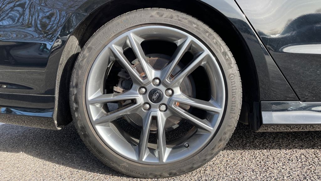 Ford Mondeo Titanium Edition Blue #18