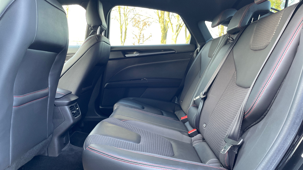 Ford Mondeo Titanium Edition Blue #13