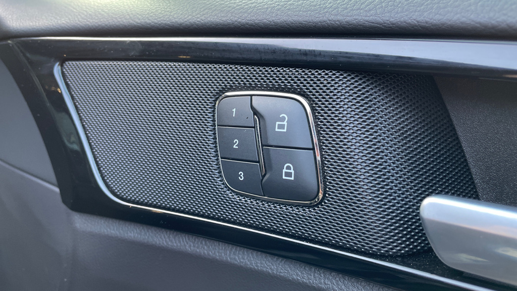 Ford Mondeo Titanium Edition Blue #24