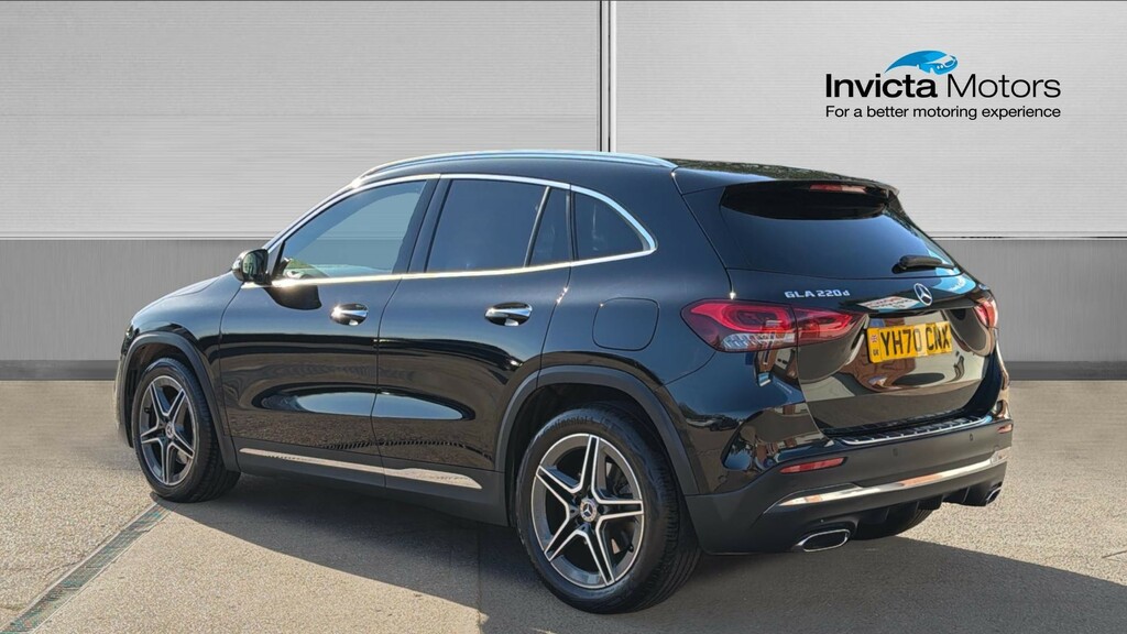 Mercedes-Benz GLA Class Hatchback Black #5