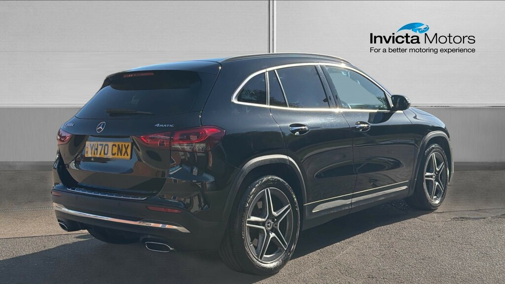 Mercedes-Benz GLA Class Hatchback Black #3