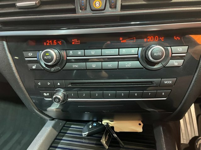 BMW X5 Xdrive30d Se White #17