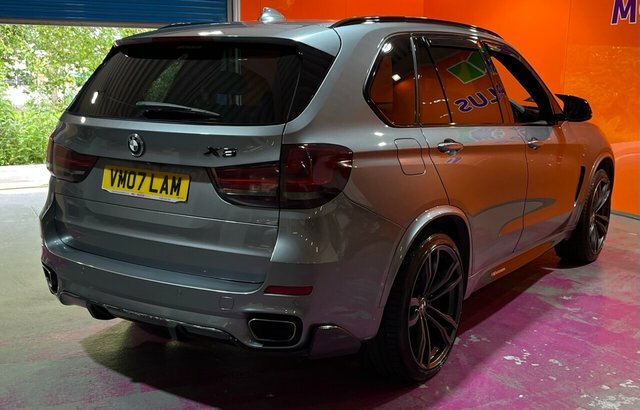 BMW X5 Xdrive30d Se White #29