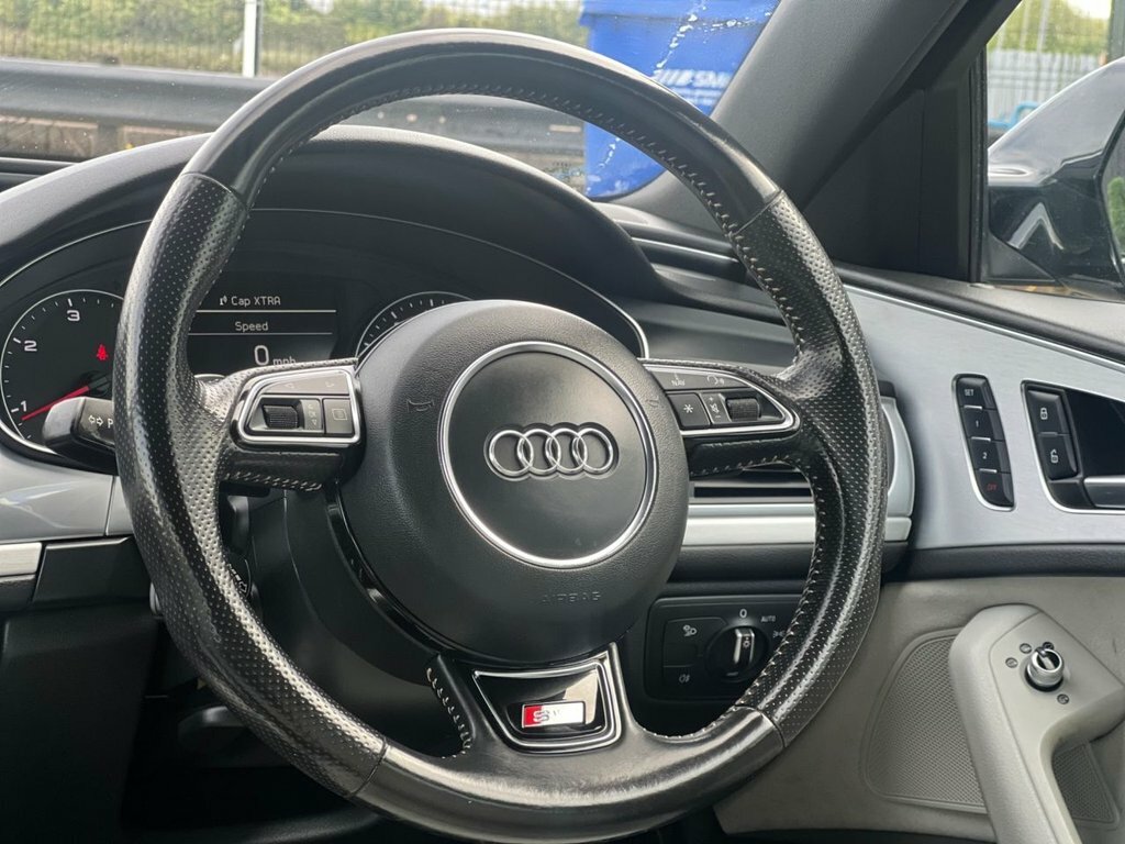 Audi A6 Avant 2L Black Edition Black #9