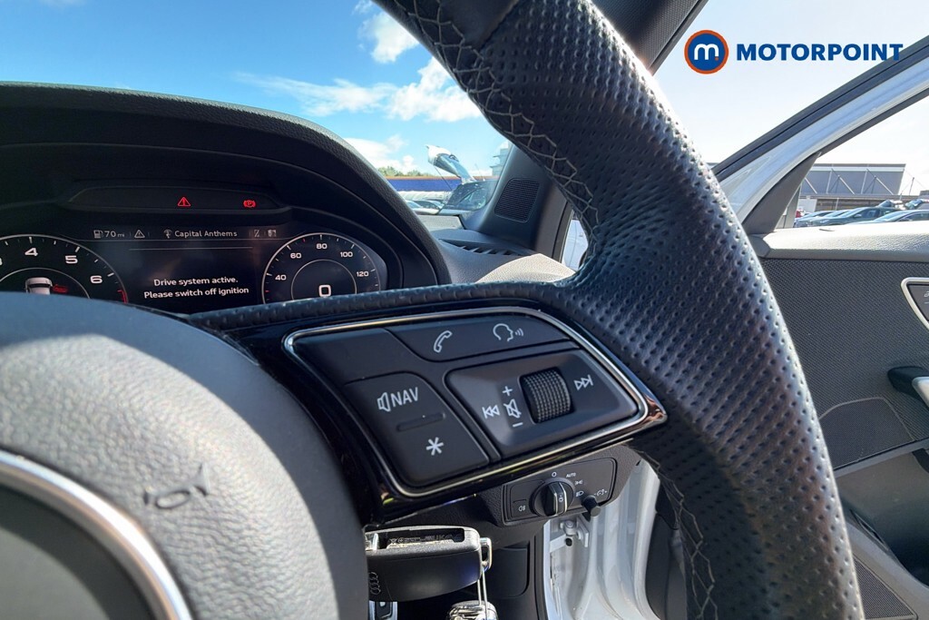 Audi Q2 35 Tfsi S Line S Tronic LV23YEU White #5
