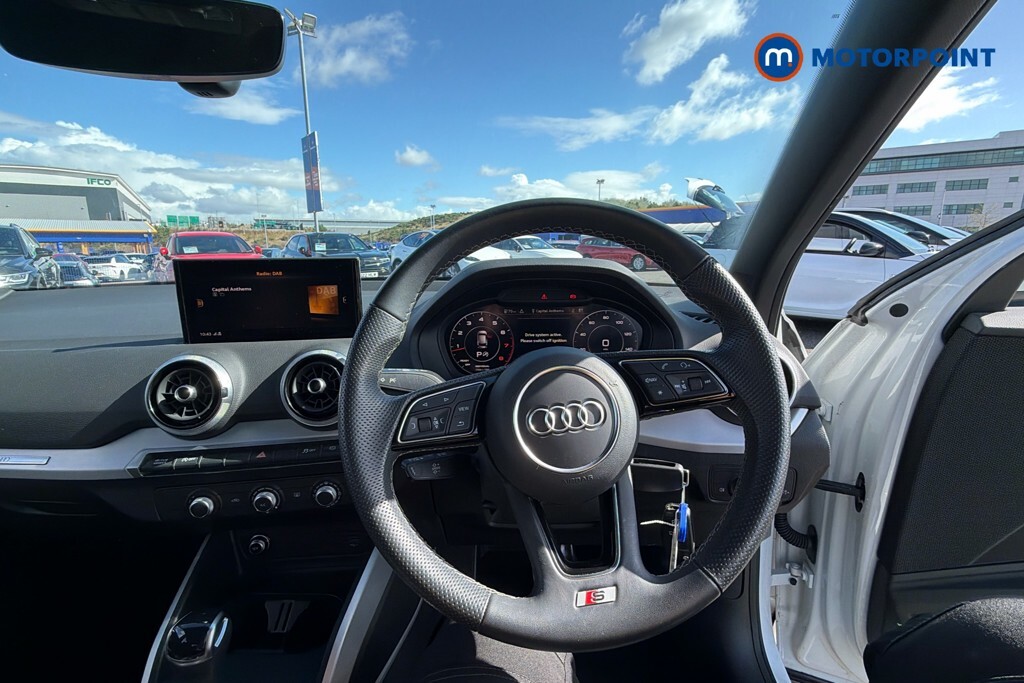 Audi Q2 35 Tfsi S Line S Tronic LV23YEU White #6