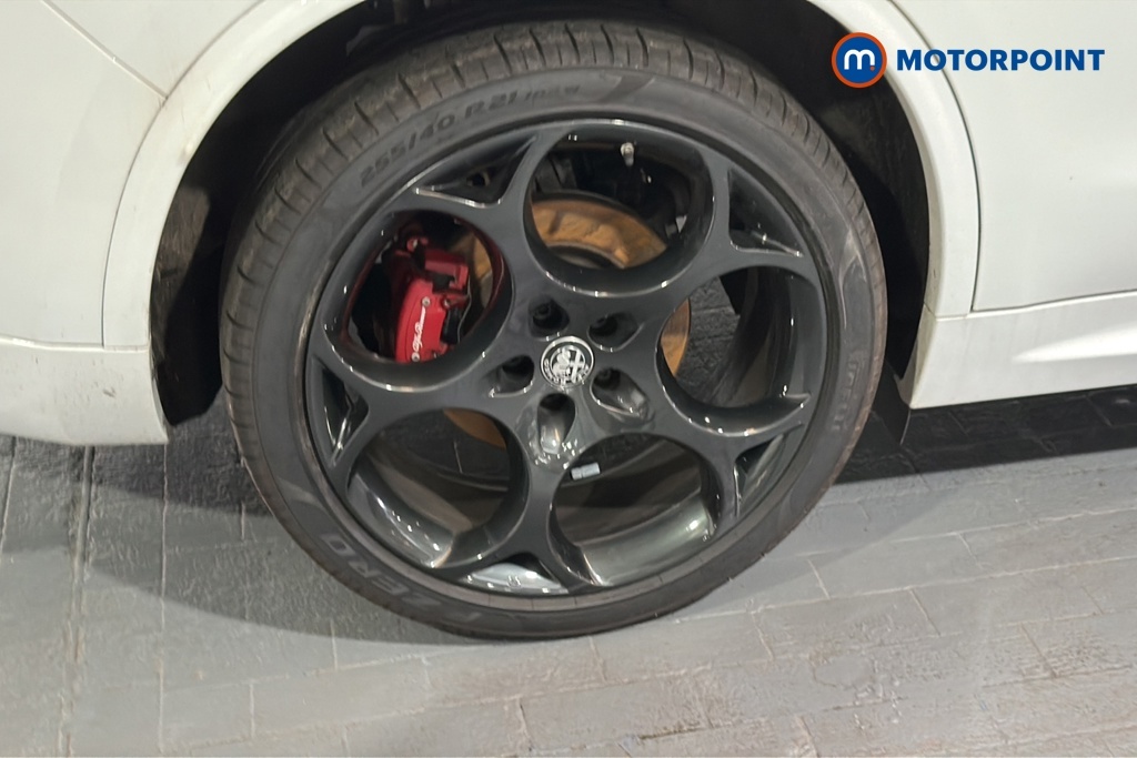 Alfa Romeo Stelvio Td Ti White #23