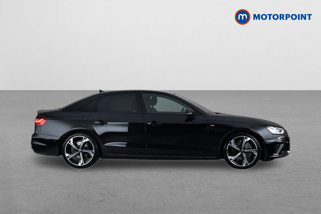 Audi A4 Estate Black #8