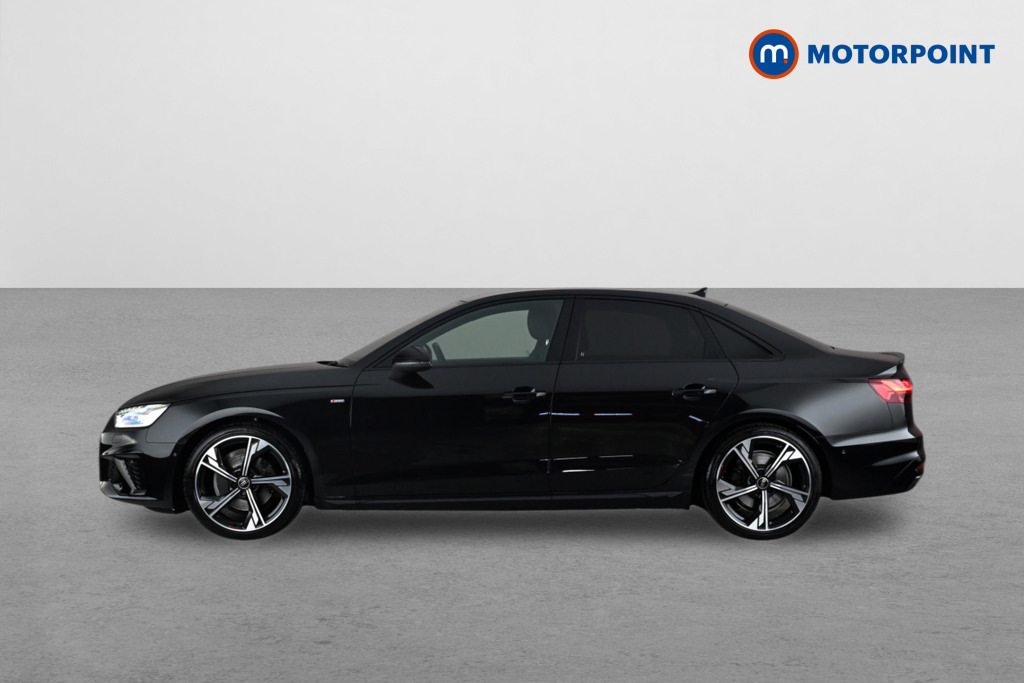 Audi A4 Estate Black #4