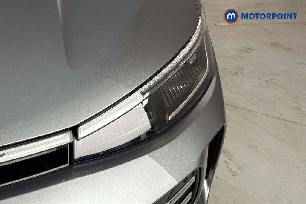 Volkswagen Passat Elegance Silver #38