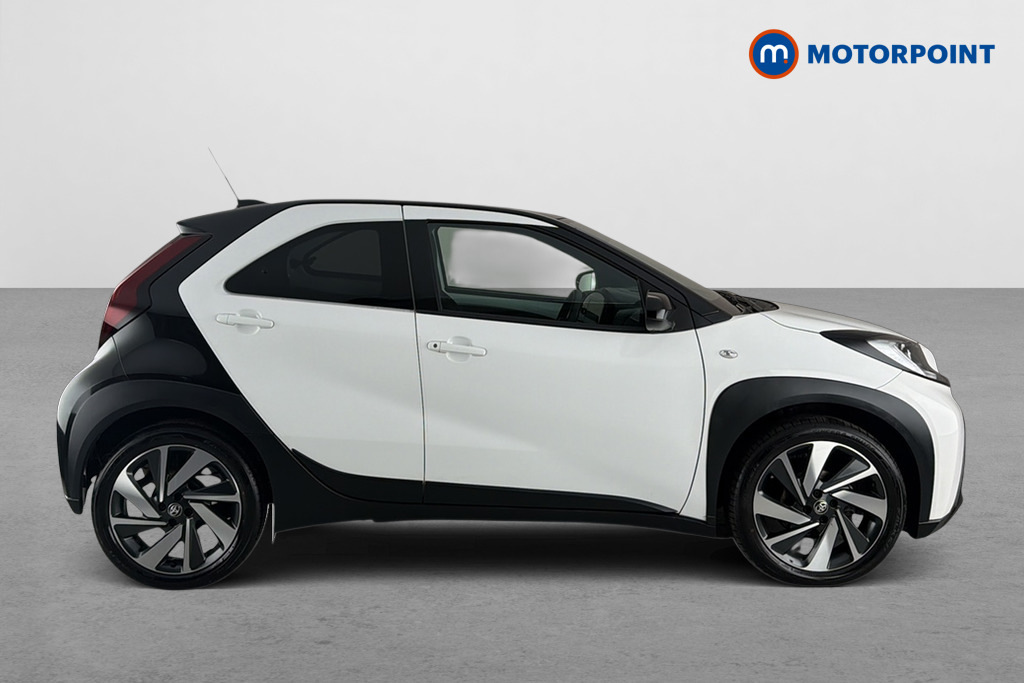 Toyota Aygo X 1.0 Vvt-i Edge White #4