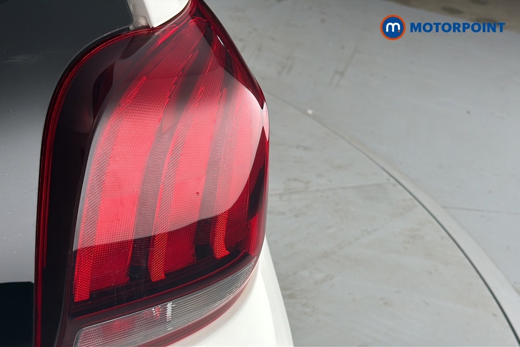 Peugeot 108 Active Red #21