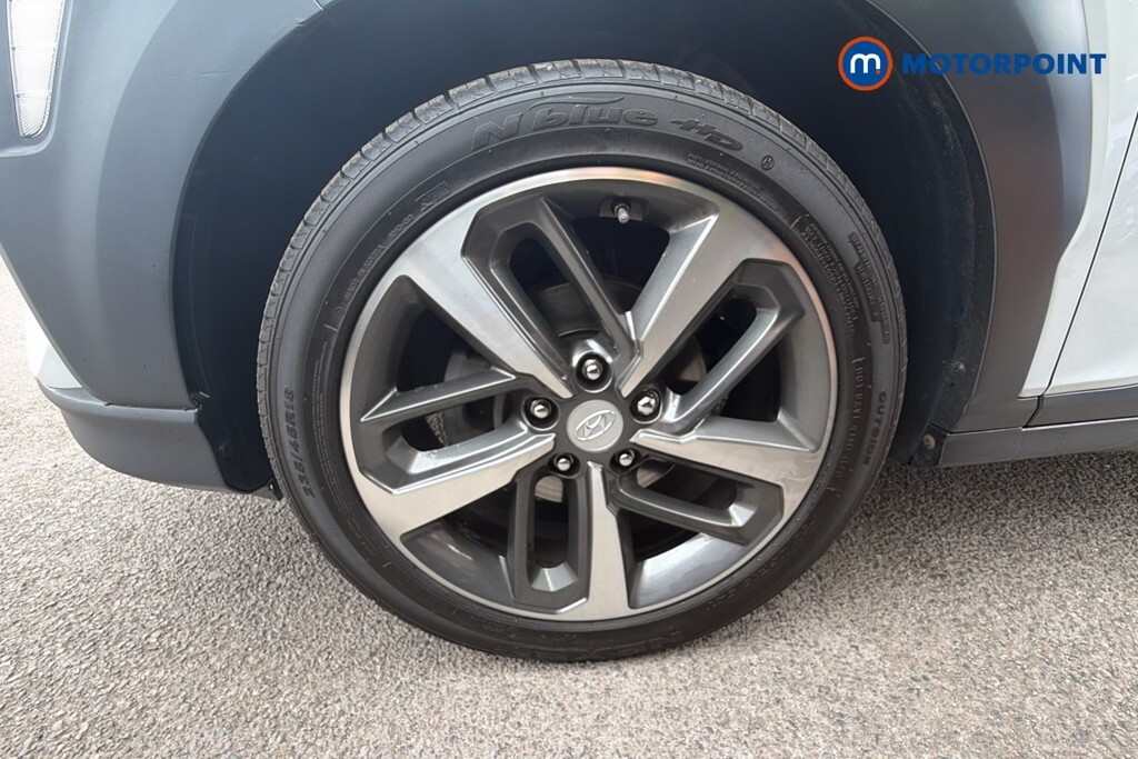 Hyundai Kona Premium Orange #28