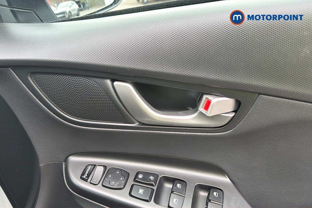 Hyundai Kona Premium Orange #8