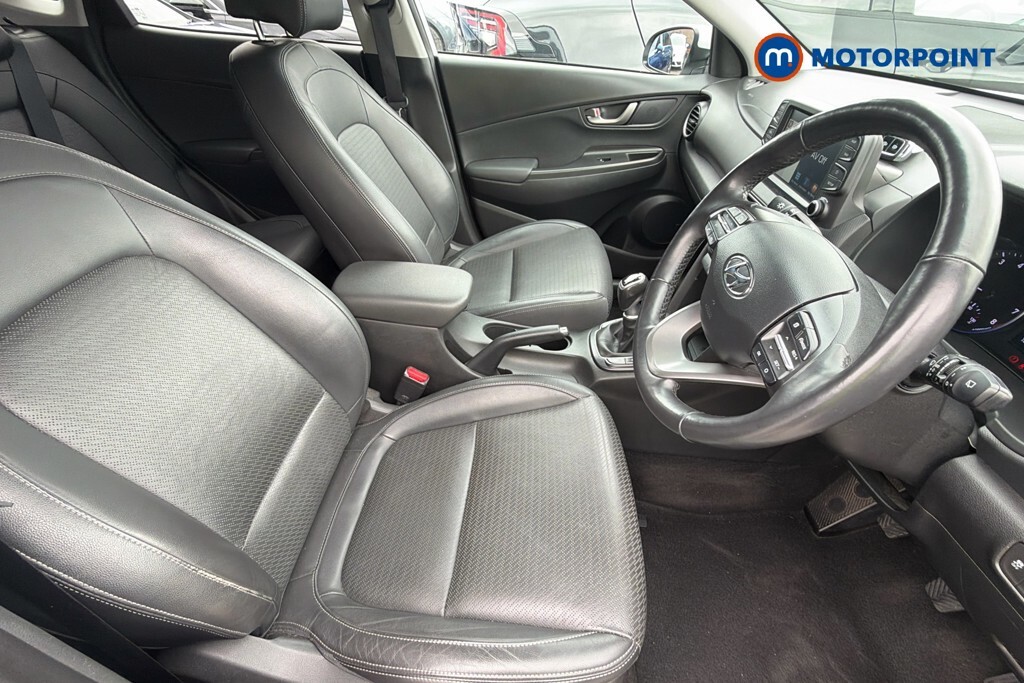 Hyundai Kona Premium Orange #20