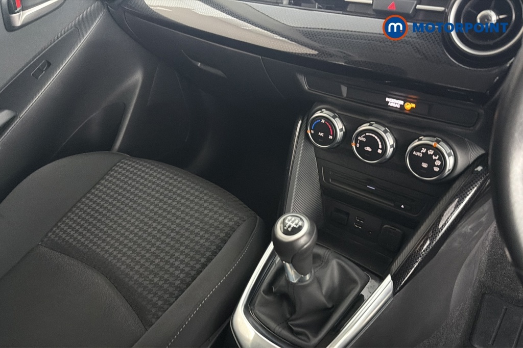 Mazda 2 1.5 75 Se White #15