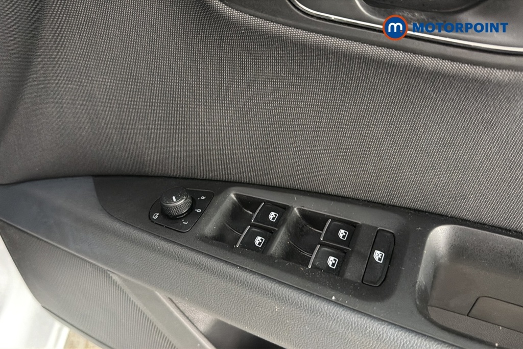 Seat Leon 1.6 Tdi Se Dynamic Ez White #16