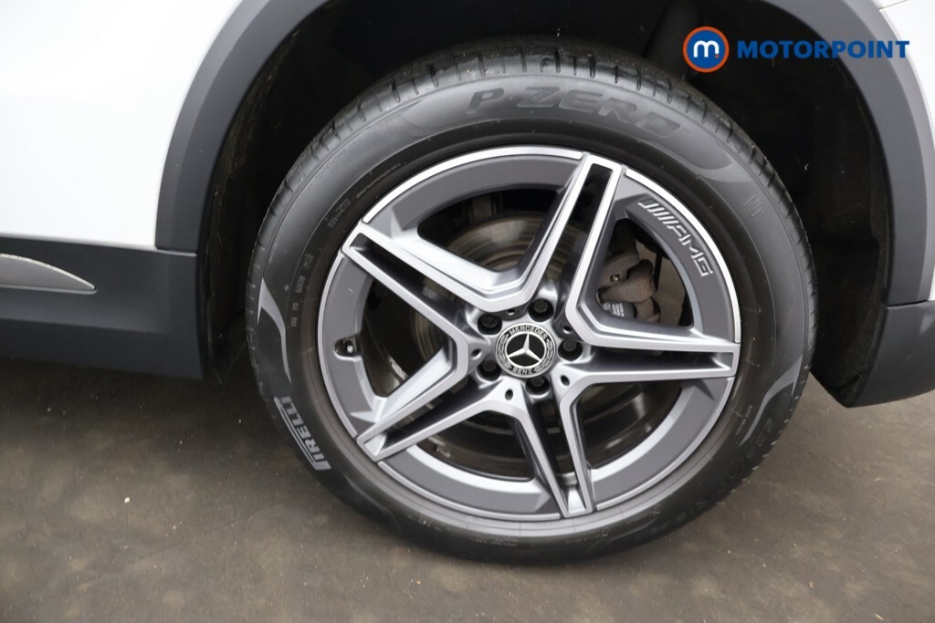 Mercedes-Benz GLA Class Suv White #41