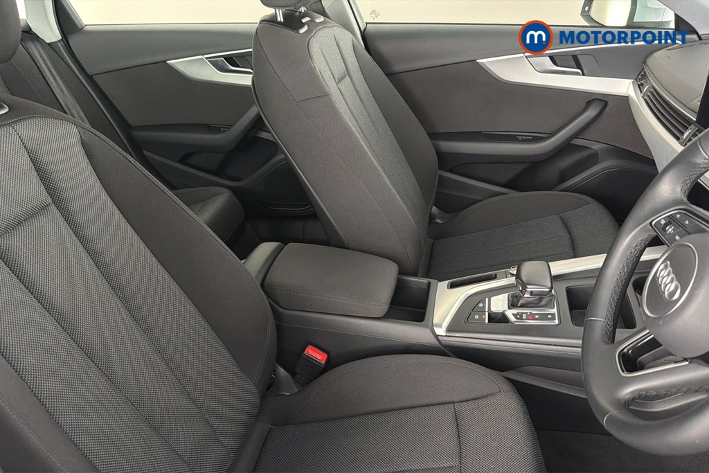 Audi A4 Tfsi Black Edition Black #26