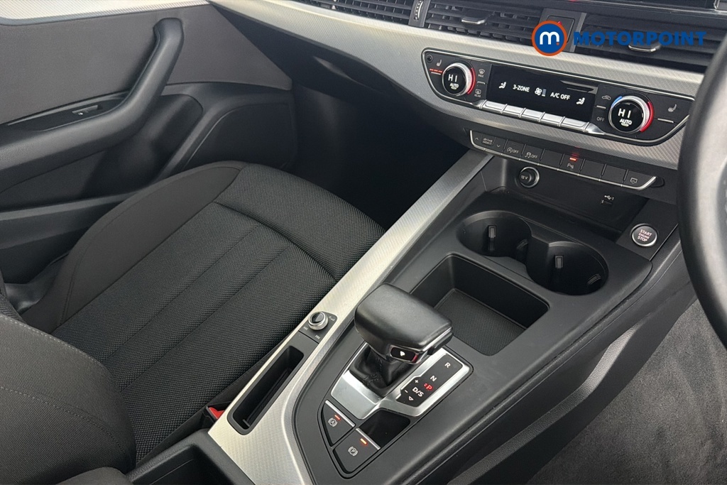 Audi A4 Tfsi Black Edition Black #21