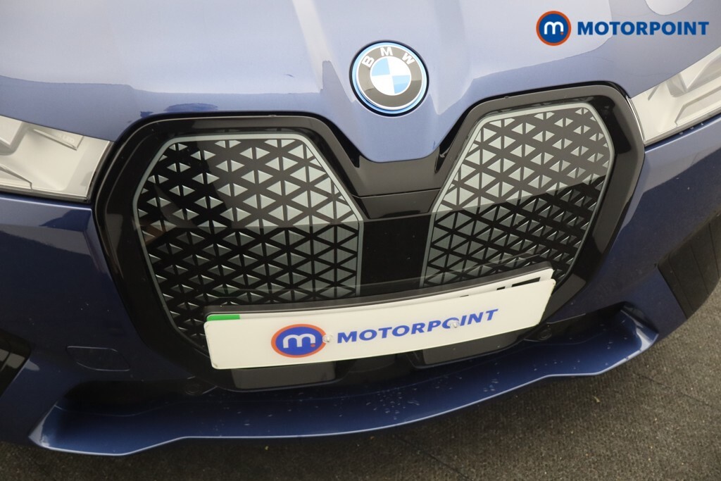BMW iX Ix M60 Black #33