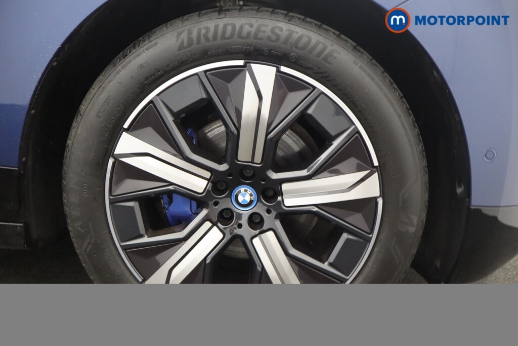 BMW iX Ix M60 Black #37