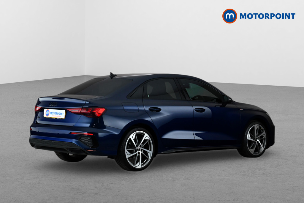 Audi A3 35 Tfsi Black Edition S Tronic KR73SUU Blue #6