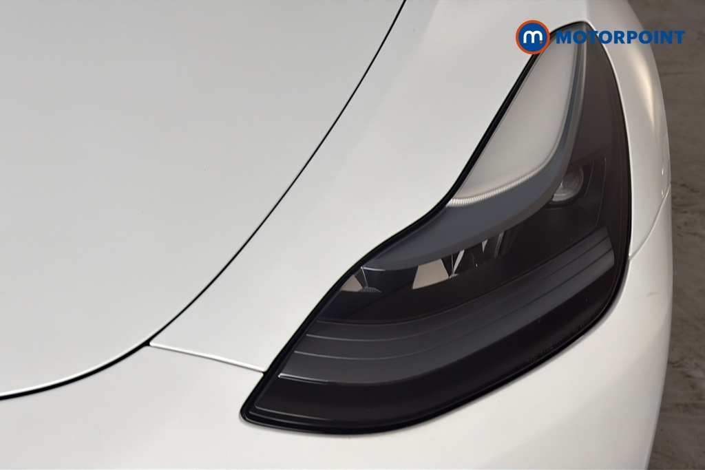 Tesla Model Y Dual Motor Long Range White #38