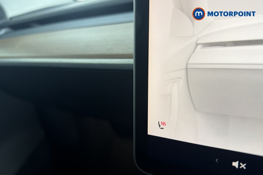 Tesla Model Y Dual Motor Long Range White #19
