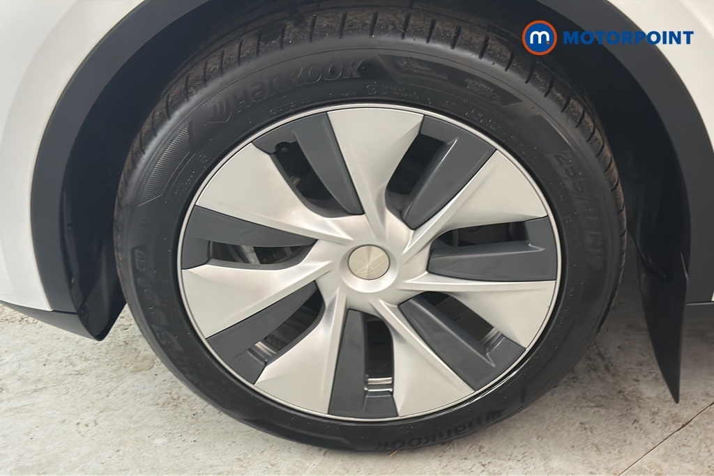 Tesla Model Y Dual Motor Long Range White #40