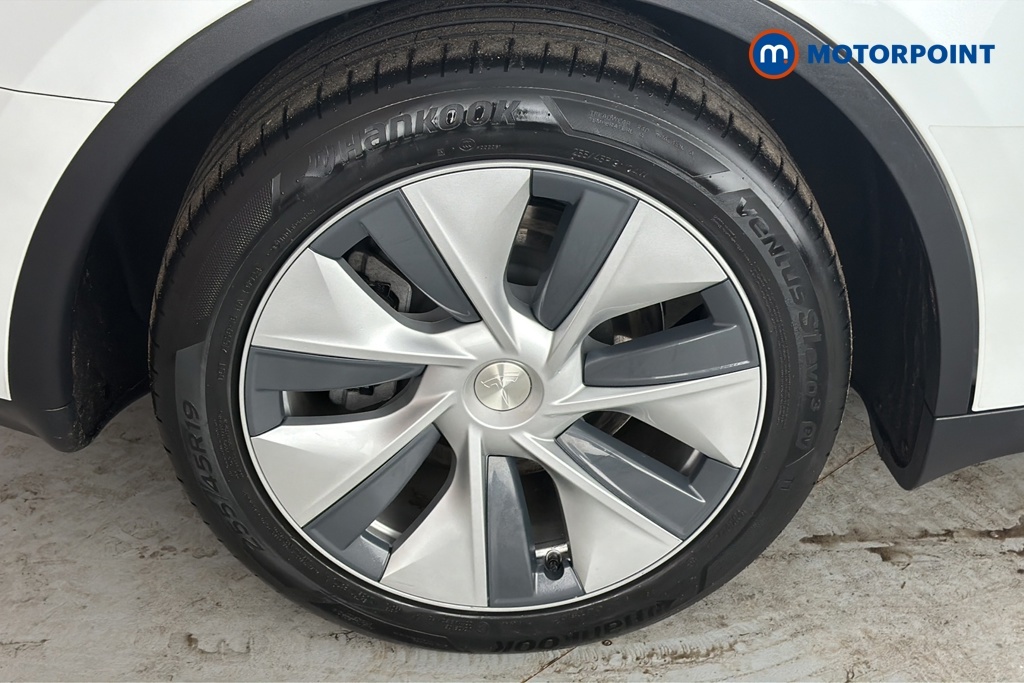 Tesla Model Y Dual Motor Long Range White #42