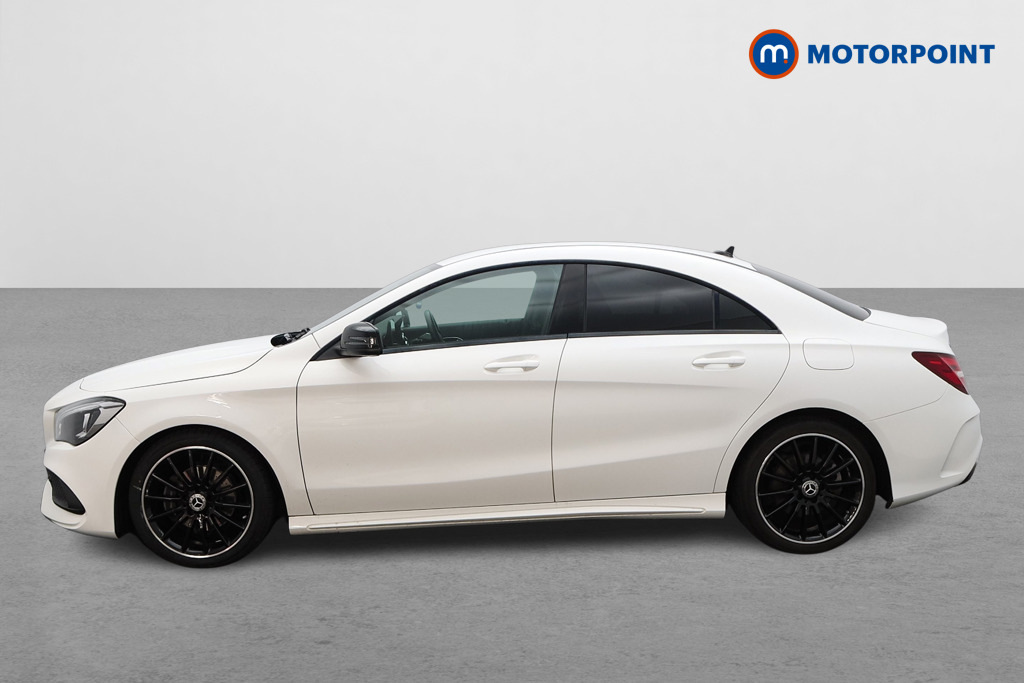Mercedes-Benz CLA Class Cla 200 Amg Line Night Edition White #4
