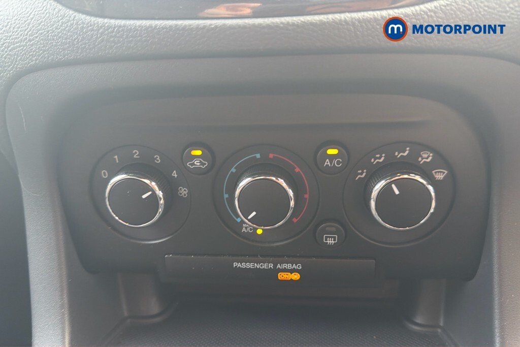 Ford KA+ 1.2 85 Zetec Bluetooth White #21