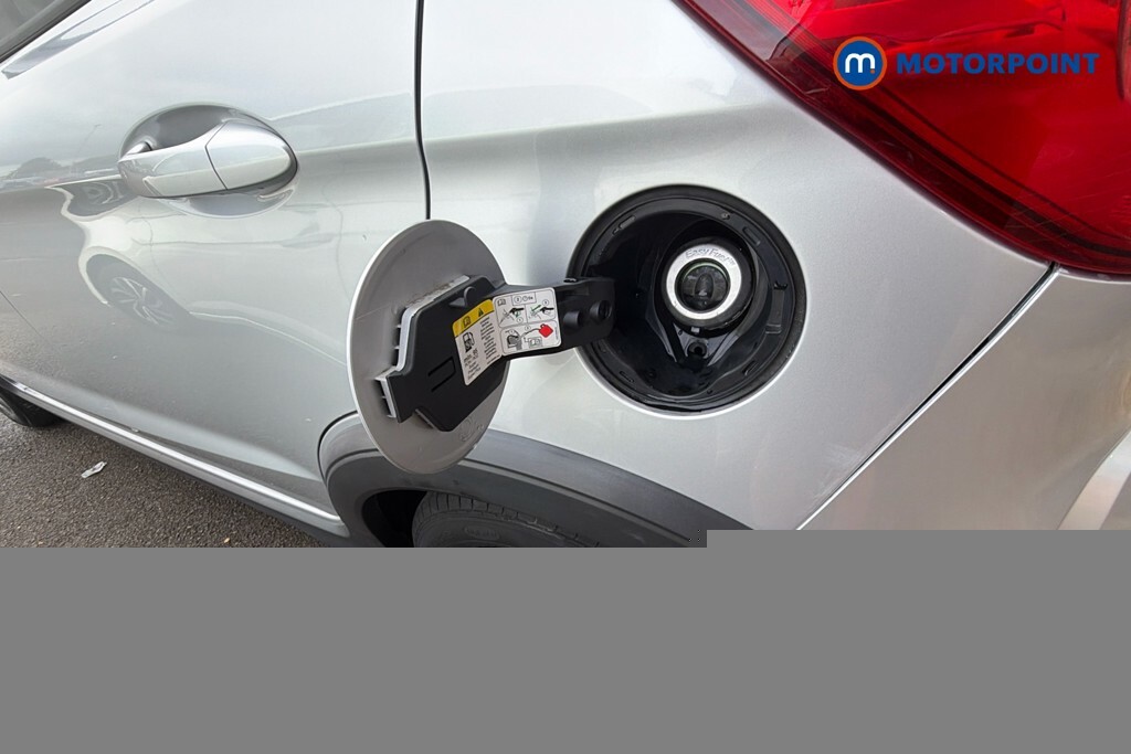 Ford KA+ 1.2 85 Zetec Bluetooth White #29