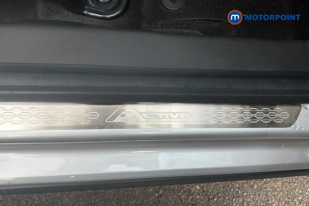 Ford KA+ 1.2 85 Zetec Bluetooth White #13
