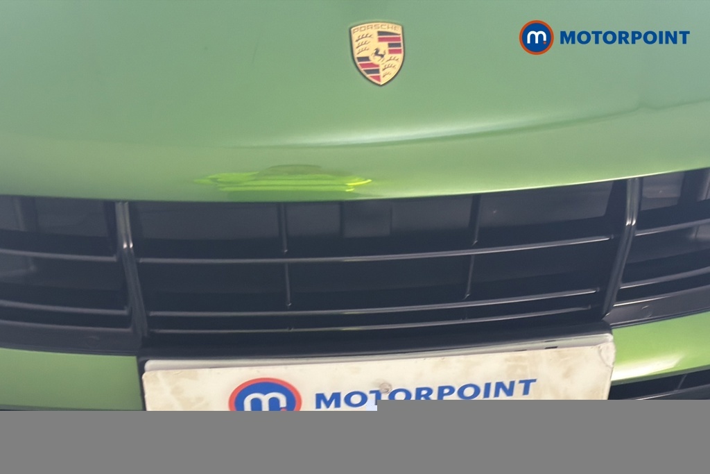 Porsche Macan Petrol Red #33