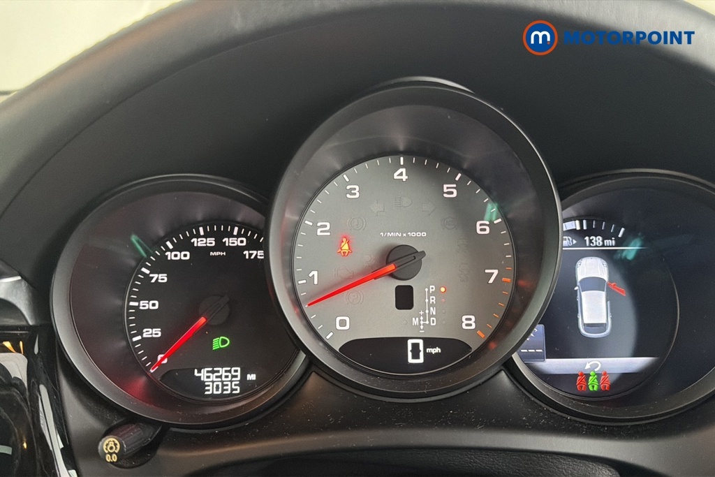 Porsche Macan Petrol Red #11