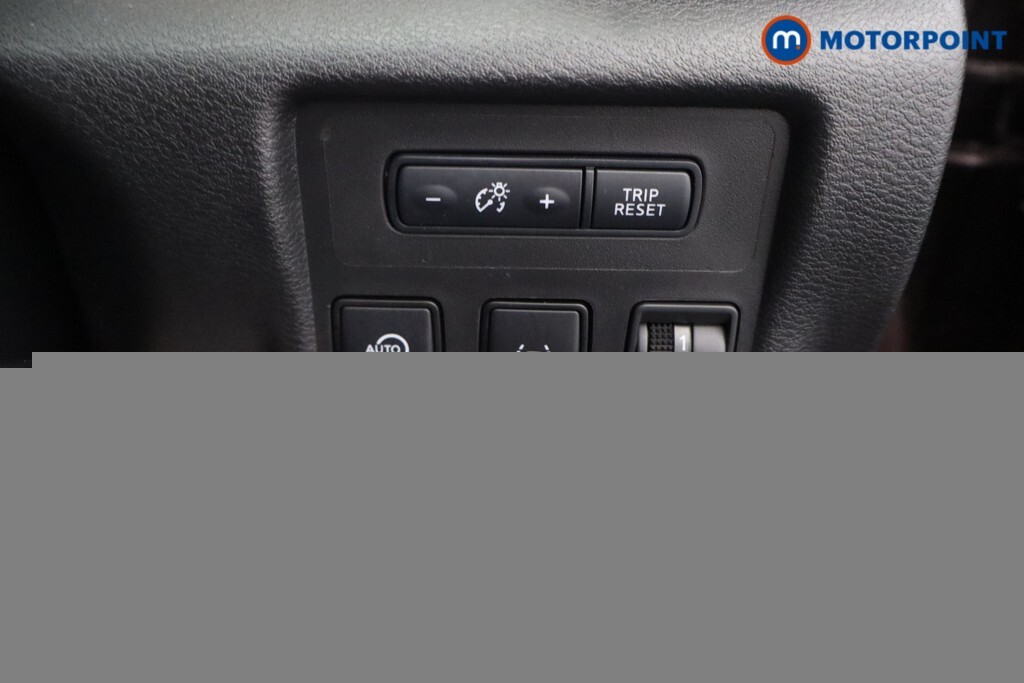 Nissan Micra Dig-t Acenta Silver #16