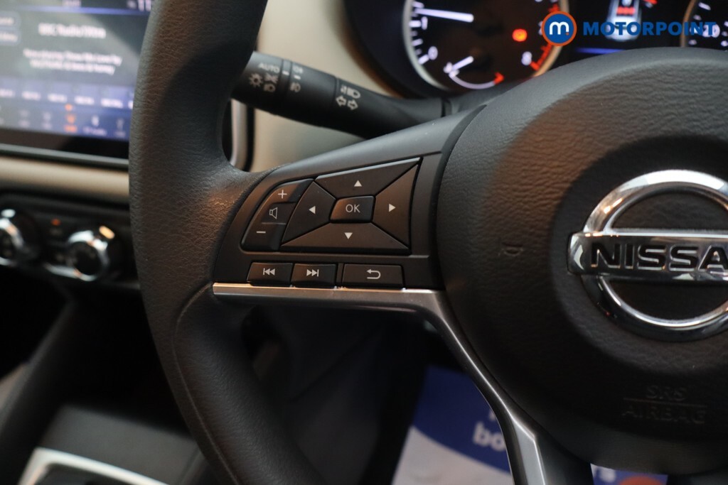 Nissan Micra Dig-t Acenta Silver #11