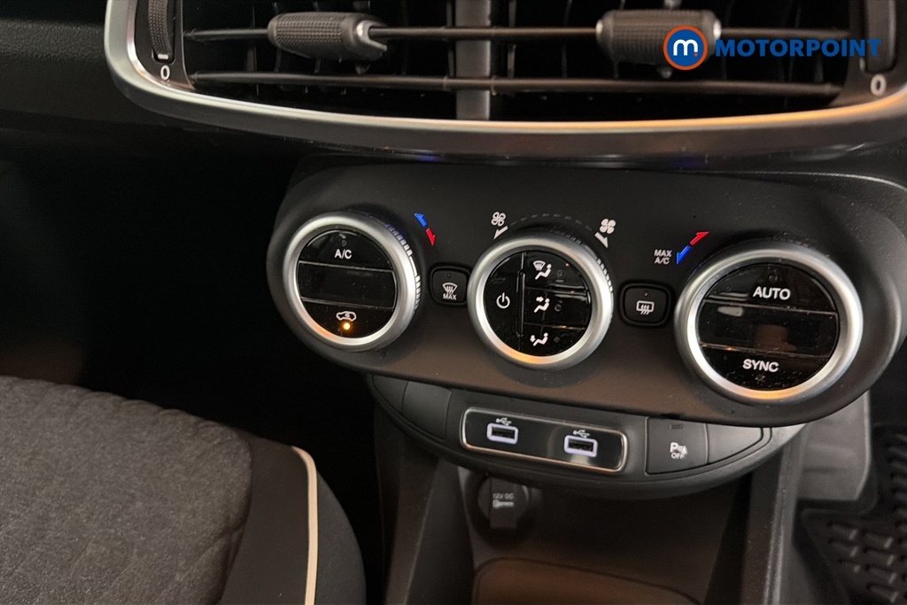 Fiat 500X Manual Blue #16