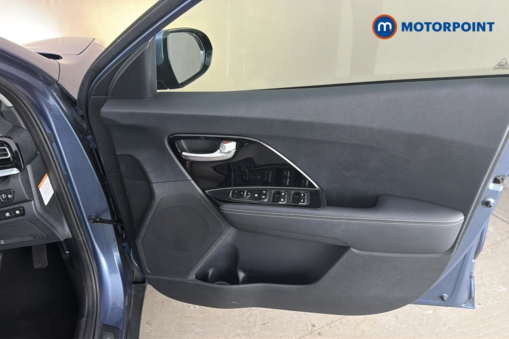 Kia Niro 4 Blue #20