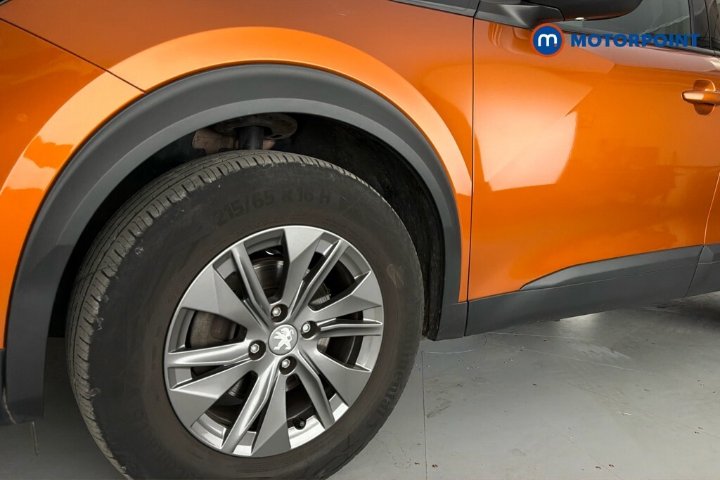 Peugeot 2008 Active Orange #23