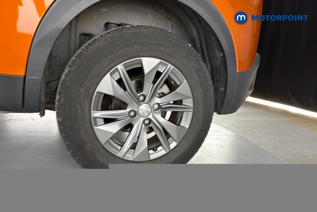 Peugeot 2008 Active Orange #24