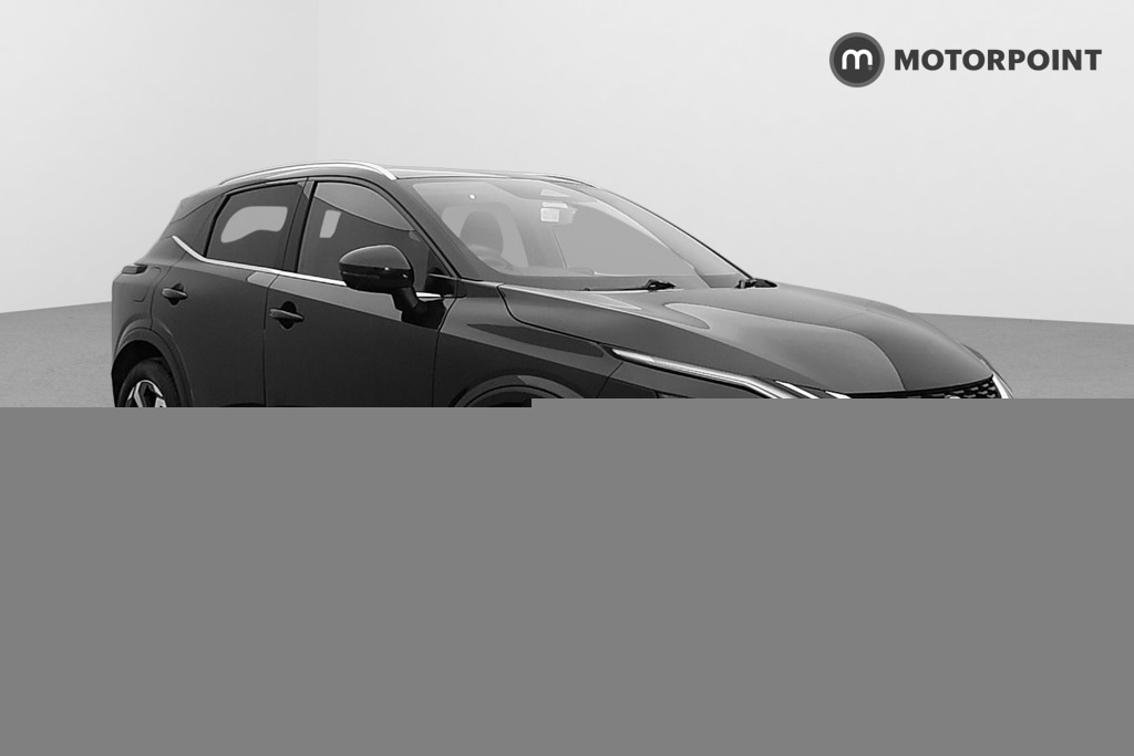 Nissan Qashqai 1.3 Dig-t Mh 158 N-connecta Xtronic Black