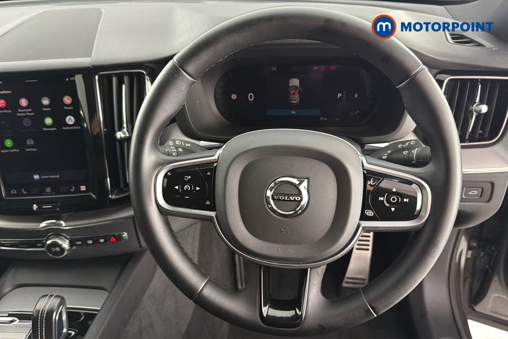 Volvo XC60 Plus Black #10