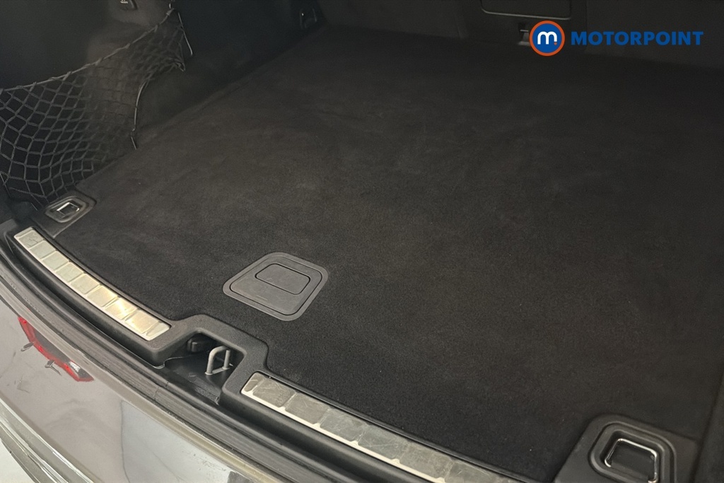 Volvo XC60 Plus Black #23