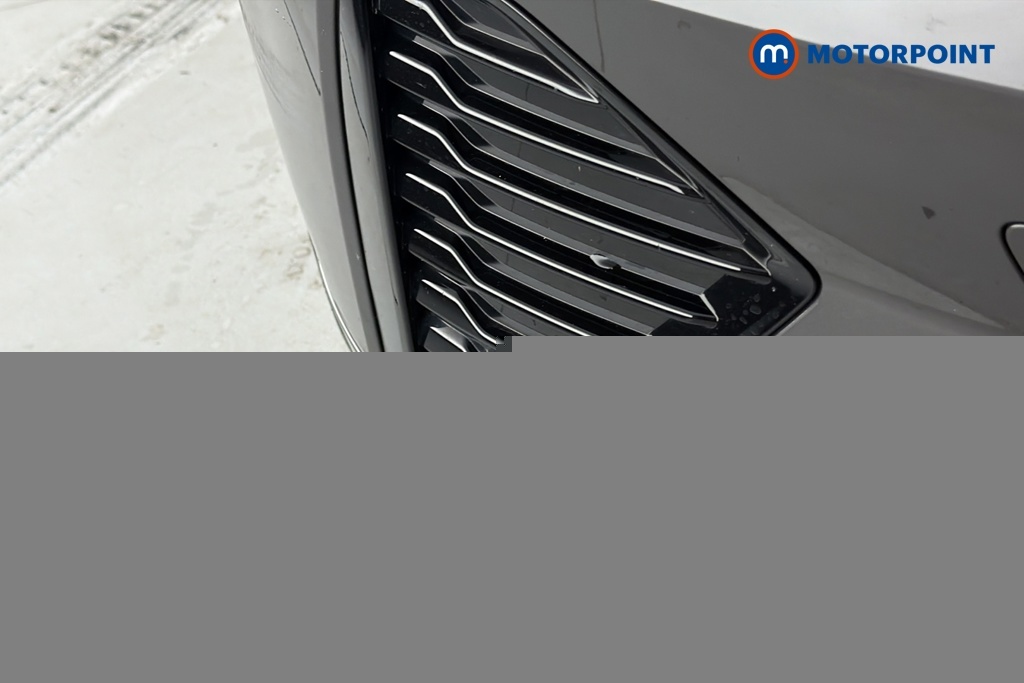 Volvo XC60 Plus Black #25