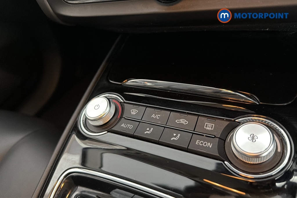 MG MG5 61.1Kwh Exclusive Silver #18