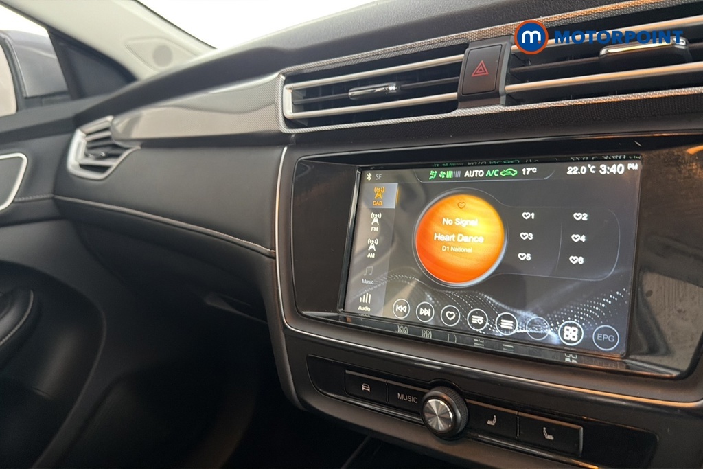 MG MG5 61.1Kwh Exclusive Silver #16